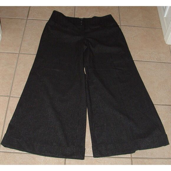LANE BRYANT Black Pinstriped Sz 14 Casual or Dress Wide Leg Cuffed Pants Pockets - Picture 1 of 6
